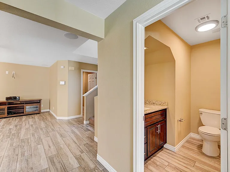 3949 Rhine Way — Photo 25