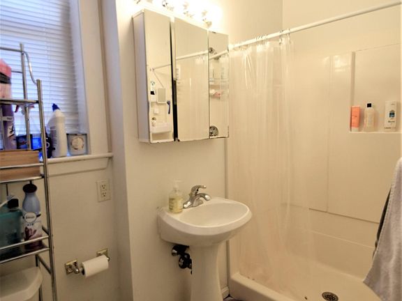 3rd image of 81 Gibbs St #3B