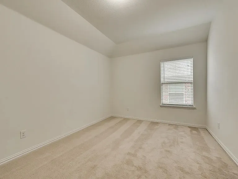 11509 Beckton St — Photo 8