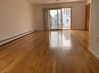 60 70th St #2, Guttenberg, NJ 07093