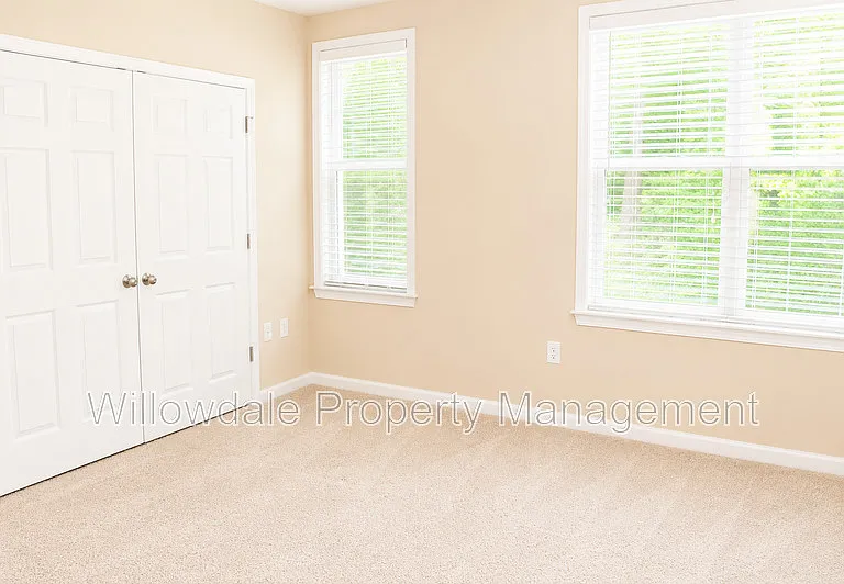 204 Savannah Ridge Rd — Photo 8