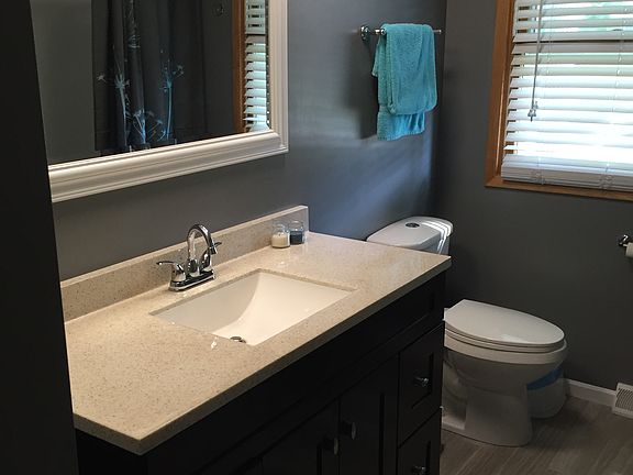 2nd image of 5224 Glenoak Dr
