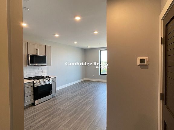 4th image of 365 Western Ave #607T