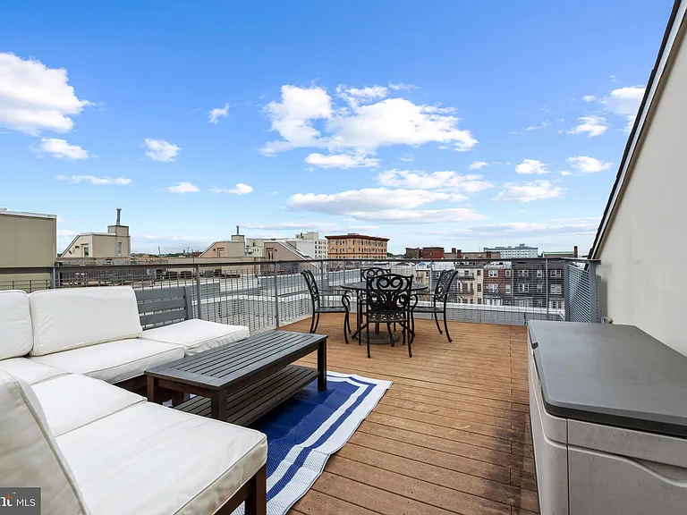 1209 N Charles St #410 — Photo 30