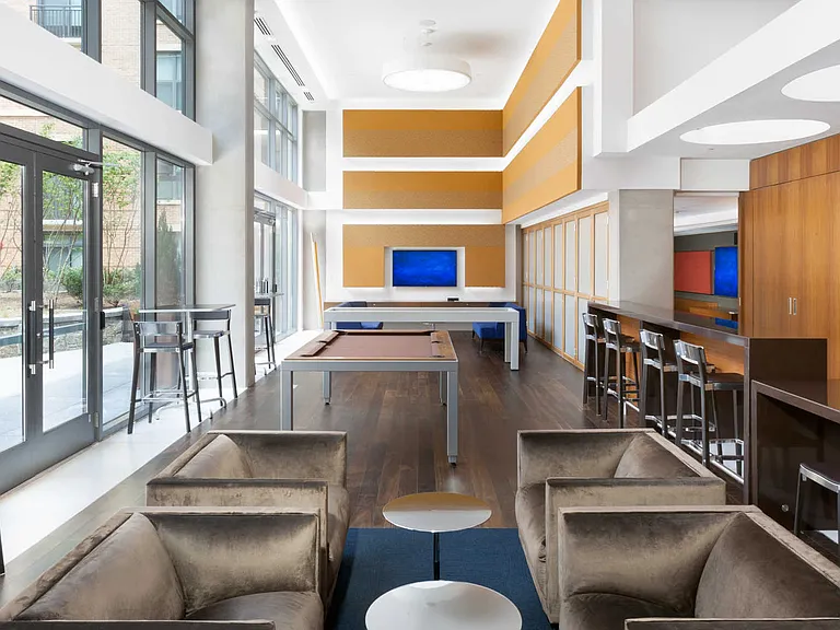 Lounge with Multiple TV's