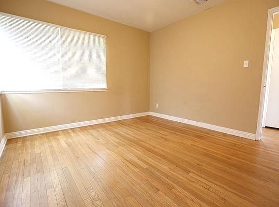 4th image of 4317 Westlawn Ave