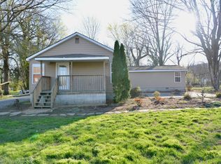411 W Jackson Ave, Spring City, TN 37381