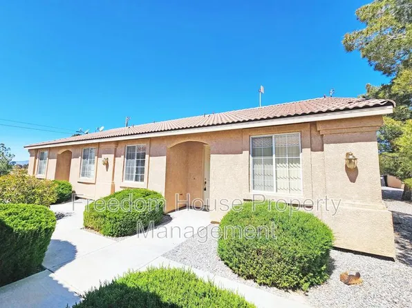 1340 Pocahontas Ave APT 3, Pahrump, NV 89048