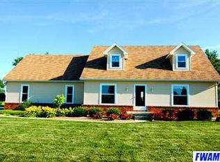 2002 Pleasant Ridge Dr, Fort Wayne, IN 46819