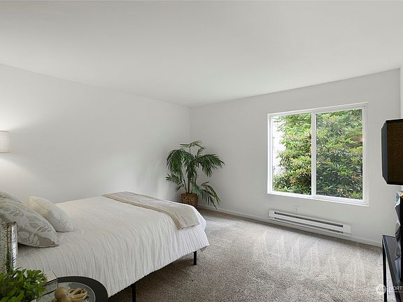 5th image of 5620 200th Street SW #A207