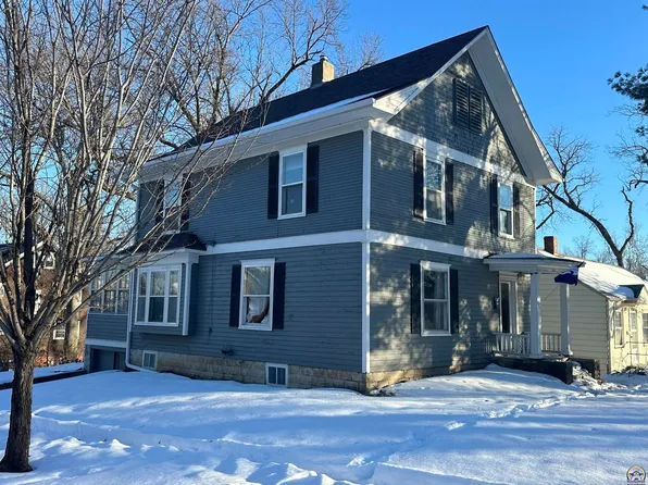 322 N Martin Luther King Jr Dr, Manhattan, KS 66502