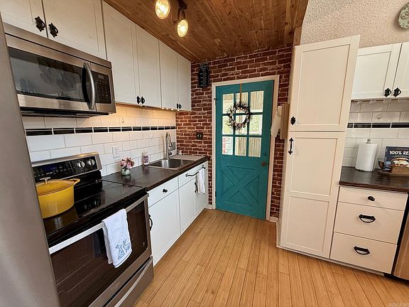 30th image of this home