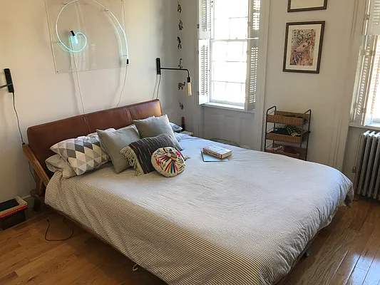 Rented by Brick Real Estate | media 22