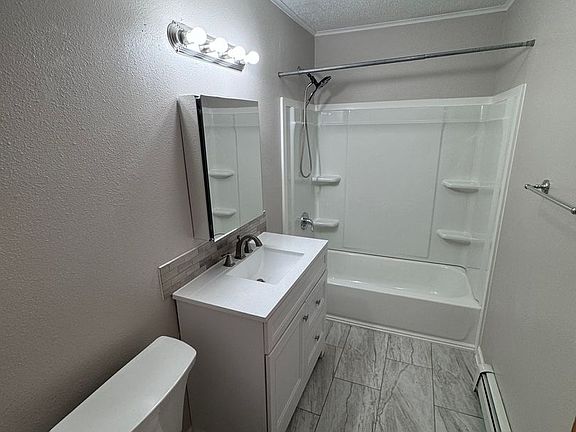5th image of 1617 Laurene St APT 3