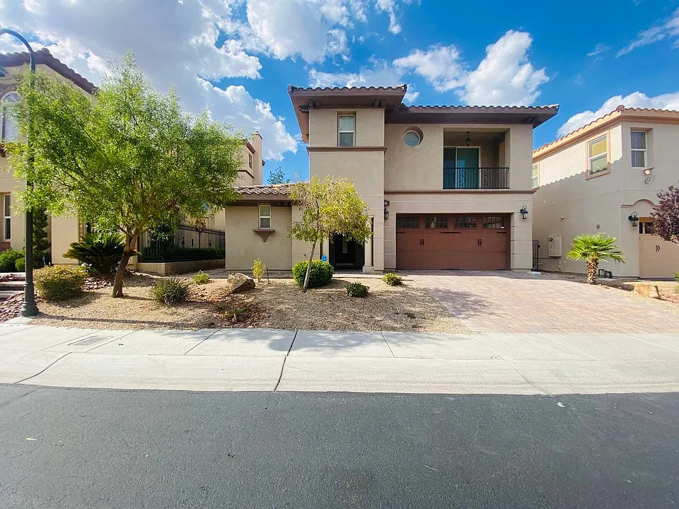 158 Crooked Putter Dr