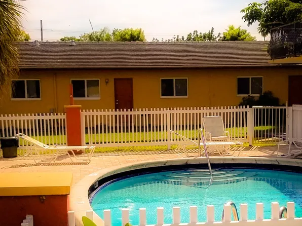 3921 NE 3rd Ave #2, Fort Lauderdale, FL 33334