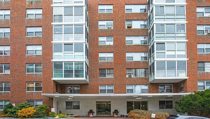 2 bed, 1100 sqft, $3,950 — Photo 3