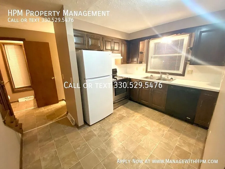 2 bed, 1.5 bath, 1120 sqft, $1,395 — Photo 4