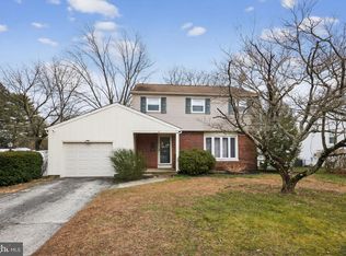 38 Walnut St, Williamstown, NJ 08094