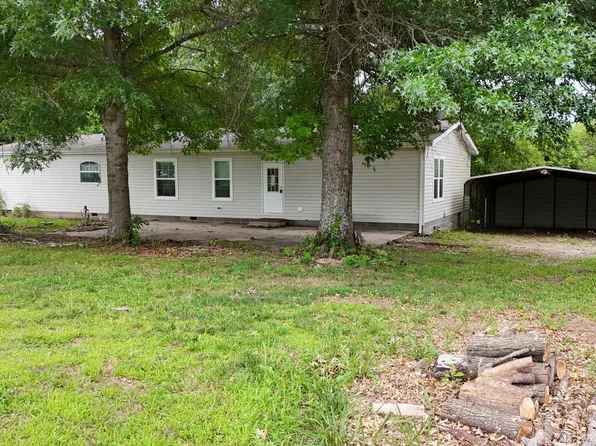 17975 3rd Street, Eagle Rock, MO 65641