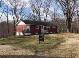 63069 Ridgewood Dr, Cambridge, OH 43725