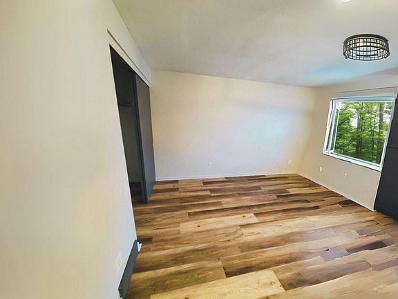 5th image of 475 Melissa Ct #475