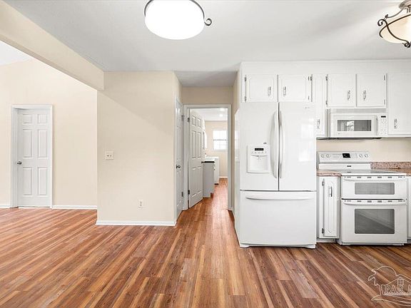 5th image of 1522 Portside Dr