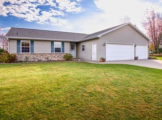 N9678 Handel Dr, APPLETON, WI 54915