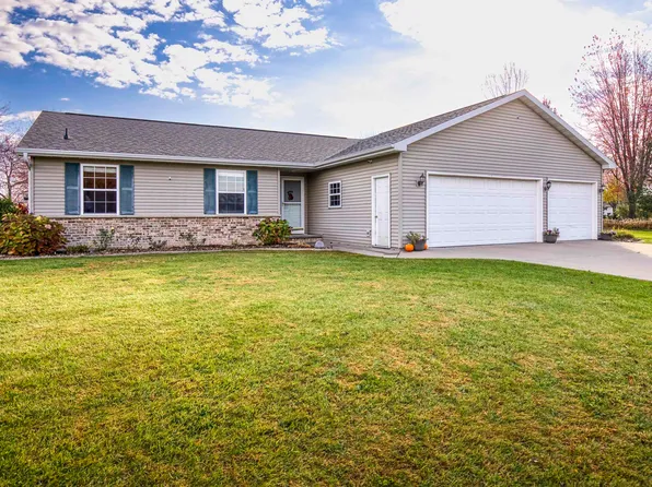 N9678 Handel Dr, Appleton, WI 54915