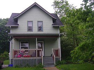 1st image of 1615 Clifton Ave