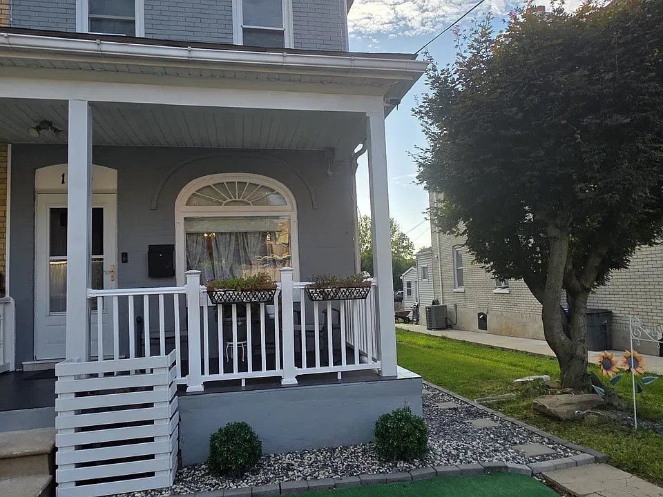 1109 Centre St #MAIN