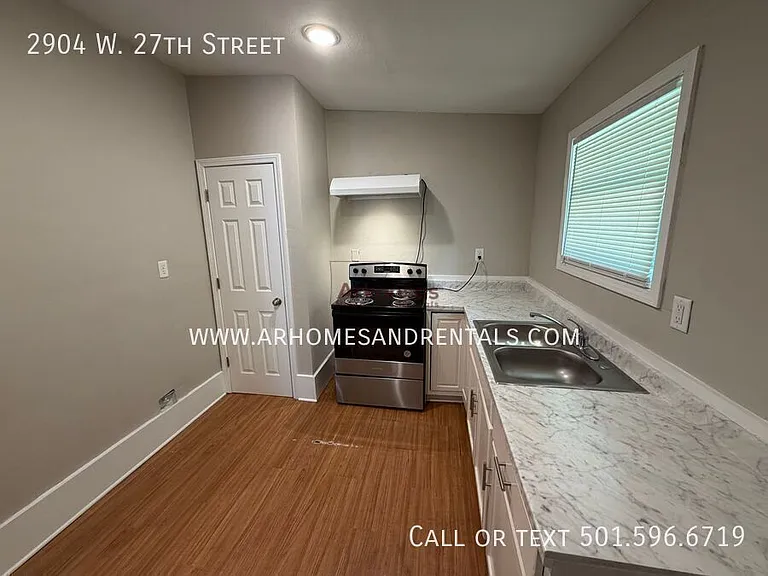 2904 W 27th St — Photo 4