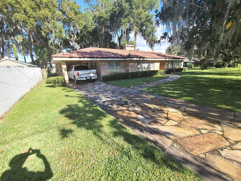 Lake Marianna Dr