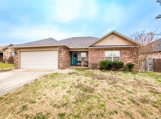 14 Jacob Cv, Ward, AR 72176