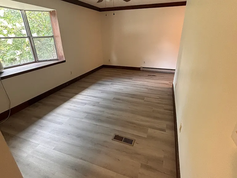 1225 Blythe Ferry Rd NE #D — Photo 2