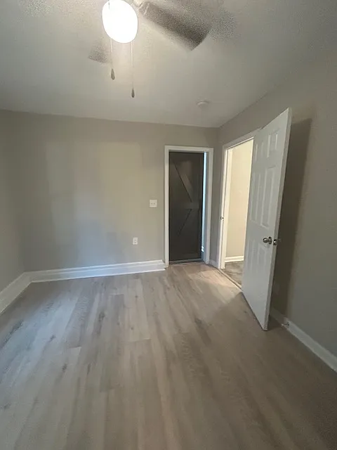 4 bed, 1600 sqft, $2,500 — Photo 3