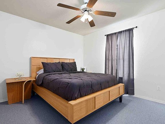 3rd image of 418 Gastel Cir #18