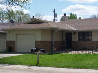 717 E 37th St, Kearney, NE 68847