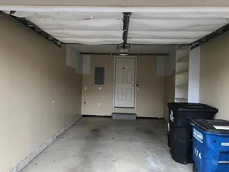 560 Superior Pkwy — Photo 17