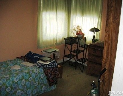 5th image of 19 N Crescent Dr