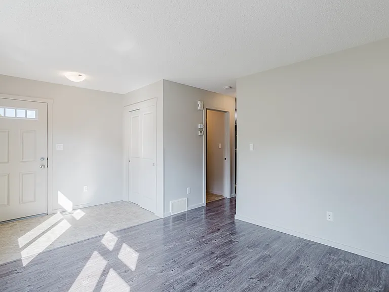 6207 120 Ave NW (7)_05312026
