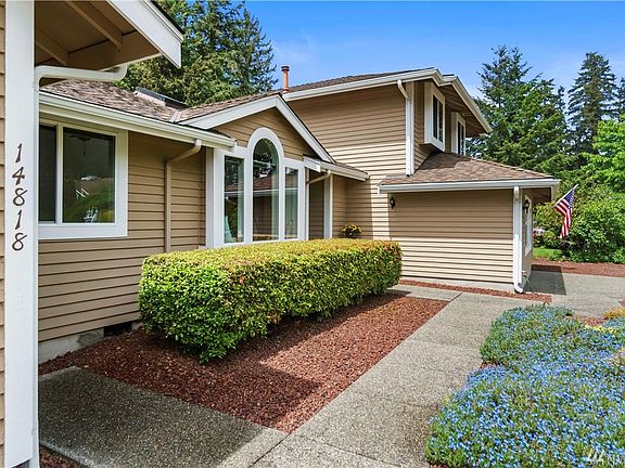 Nicely landscaped yard to add curb appeal