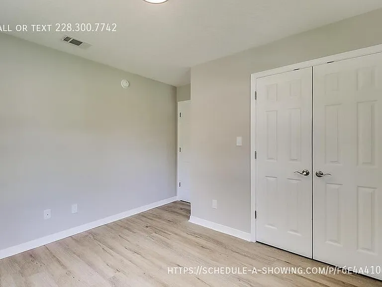 912 Maple St — Photo 21