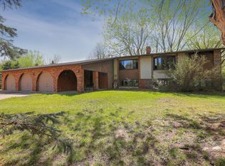 7155 Rice Lake Ln, Lino Lakes, MN 55014