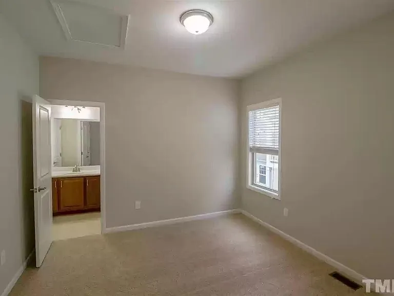 1213 Oatney Ridge Ln — Photo 20