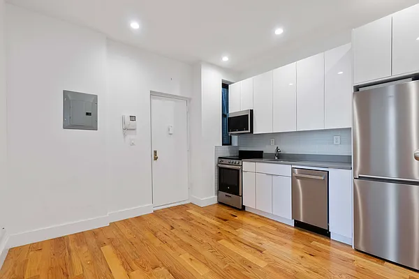 Rented by Dalan Rentals | media 5