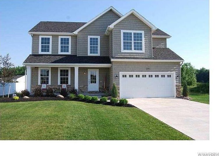 1st image of 137 Woodshire N
