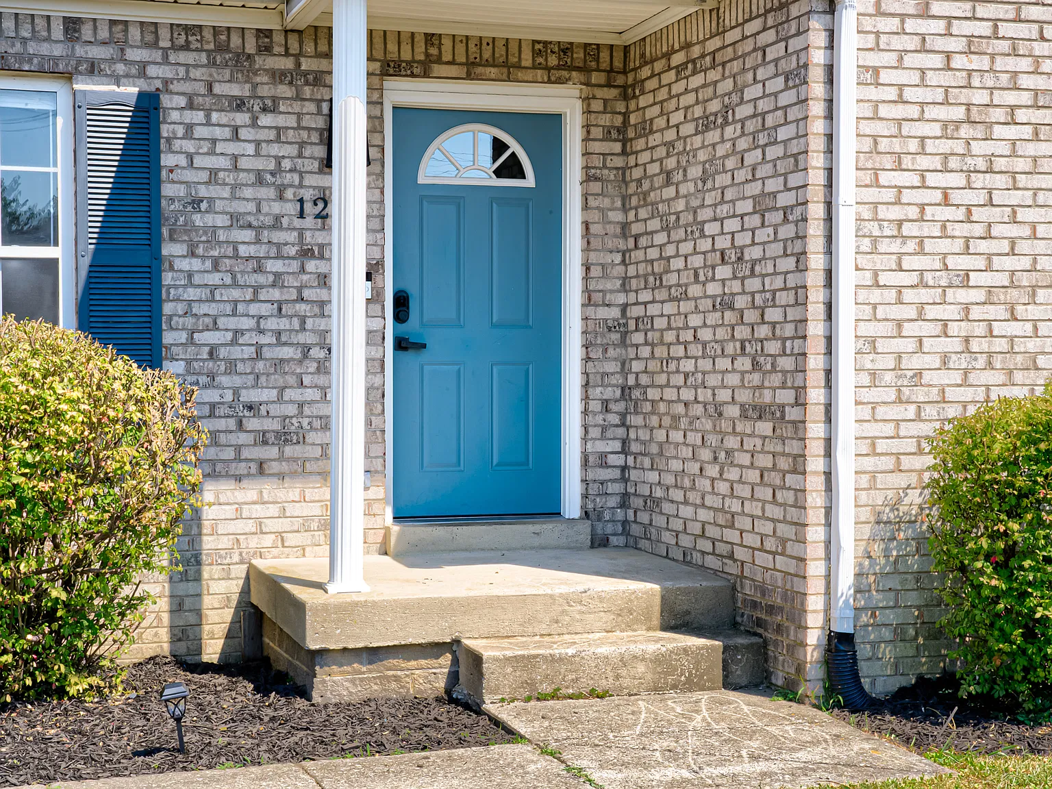 126 Deerfield Court - 1 — Photo 2