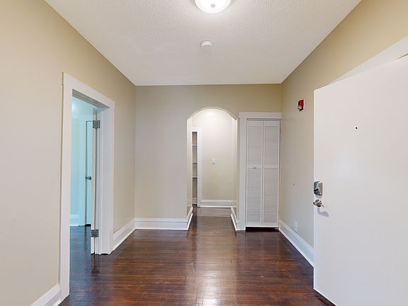 2nd image of 50 Willowwood St #11