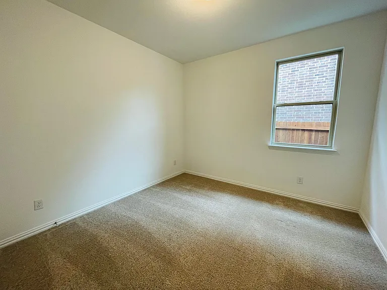 1836 Lockhart Dr — Photo 14